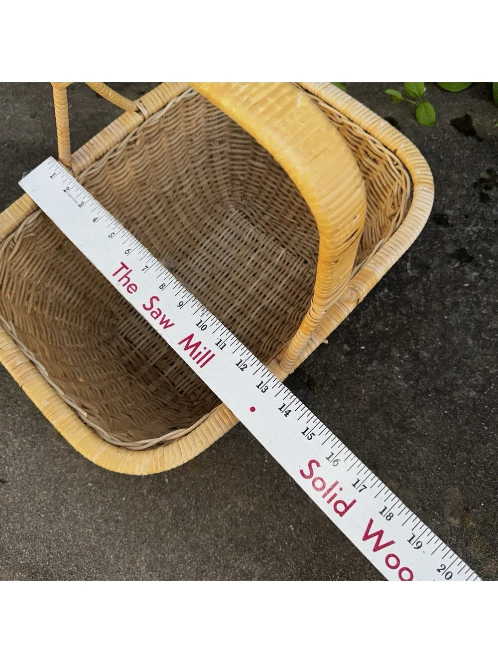Vintage Wicker Market Basket Tote Handle Picnic Storage Farmhouse Decor 16” Tall